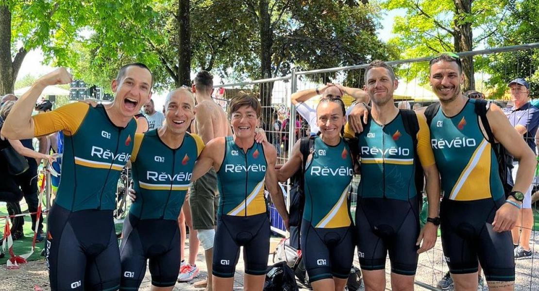 Il gruppo Revelo Triathlon a Bardolino